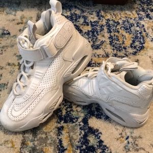 Youth Nike Ken Griffey Jr.’s Sneakers